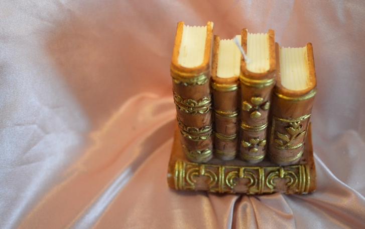 The book candle